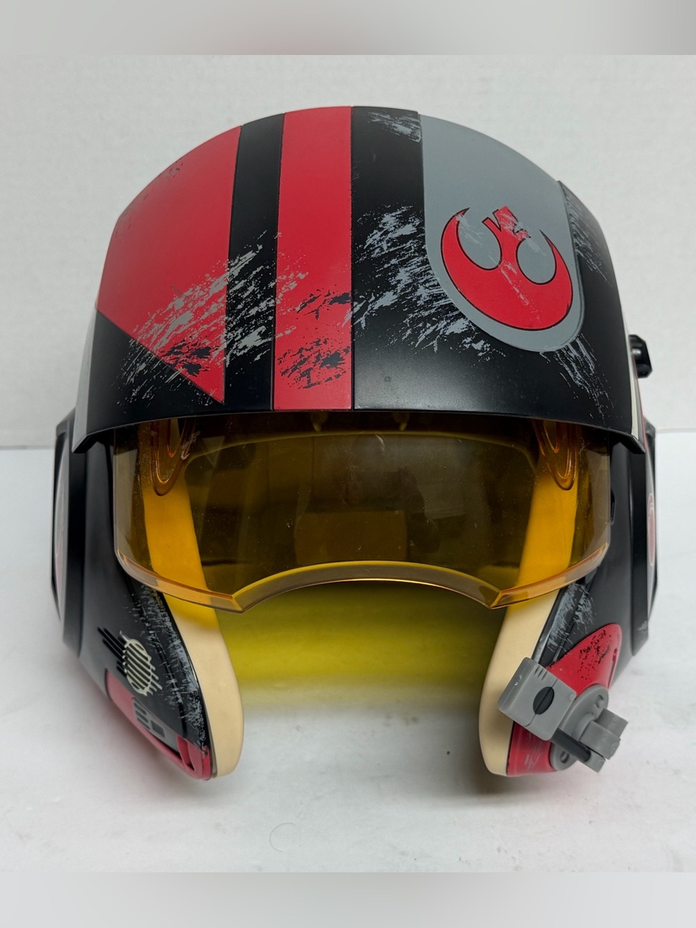 Star Wars Black Series Poe Dameron Electronic X-Wing Pilot Helmet Collectable